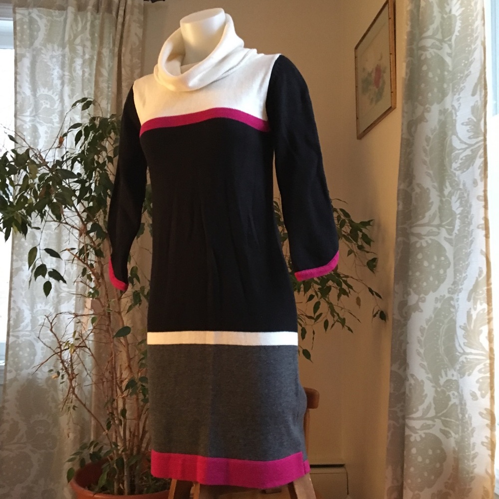 Hatley Black White Gray and Pink Long Sleeve Cowl Neck Dress